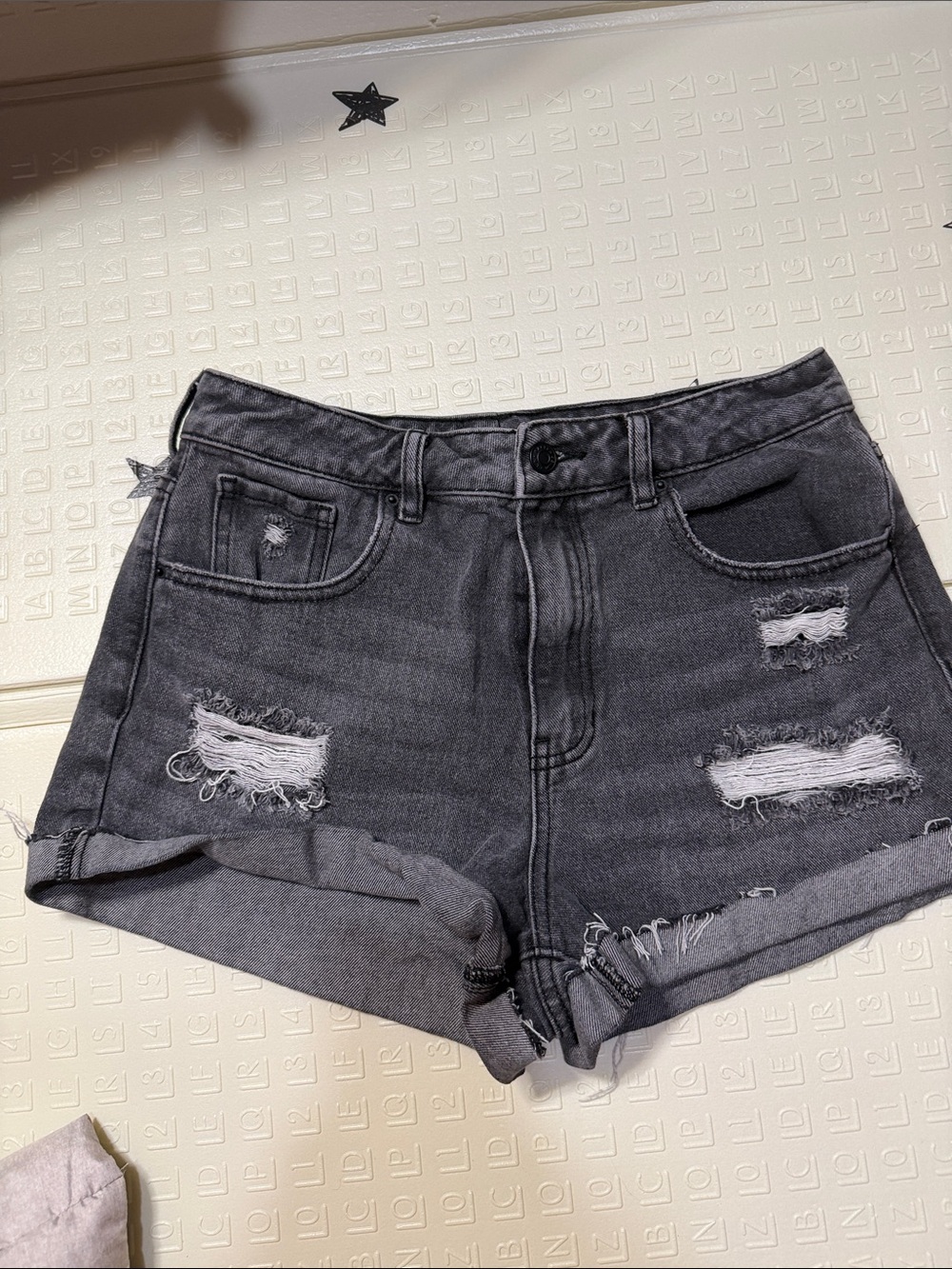 PacSun Black Distressed High-Rise Denim Shorts - Picture 1 of 6